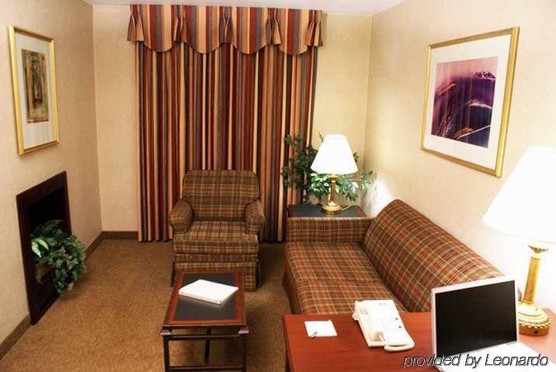 Express Hotel